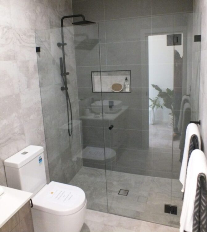frameless glass shower screens