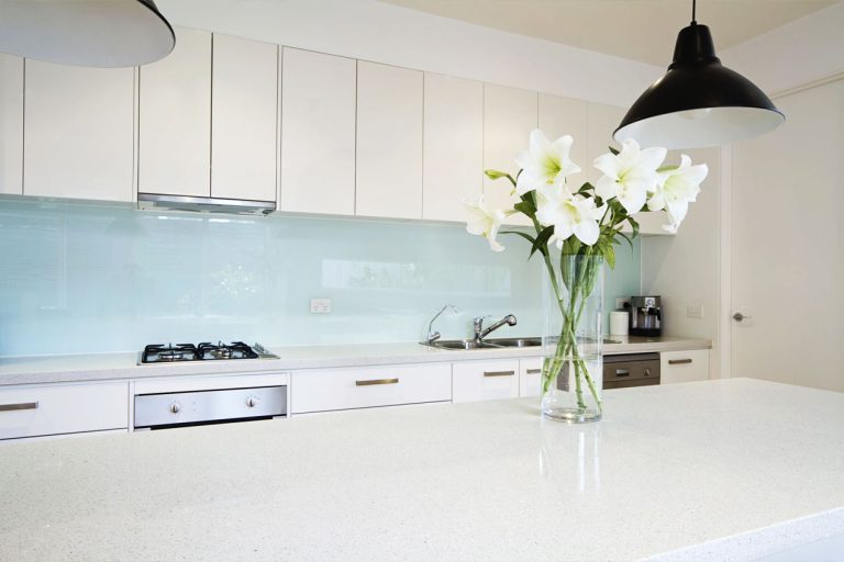 glass kitchen splashbacks gold coast