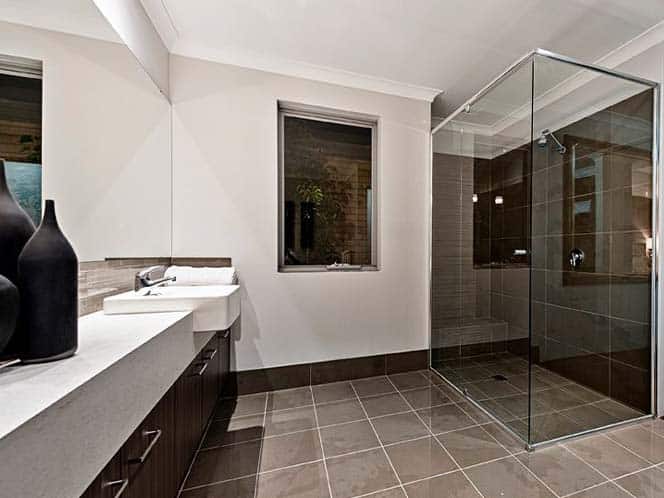 semi frameless shower screen