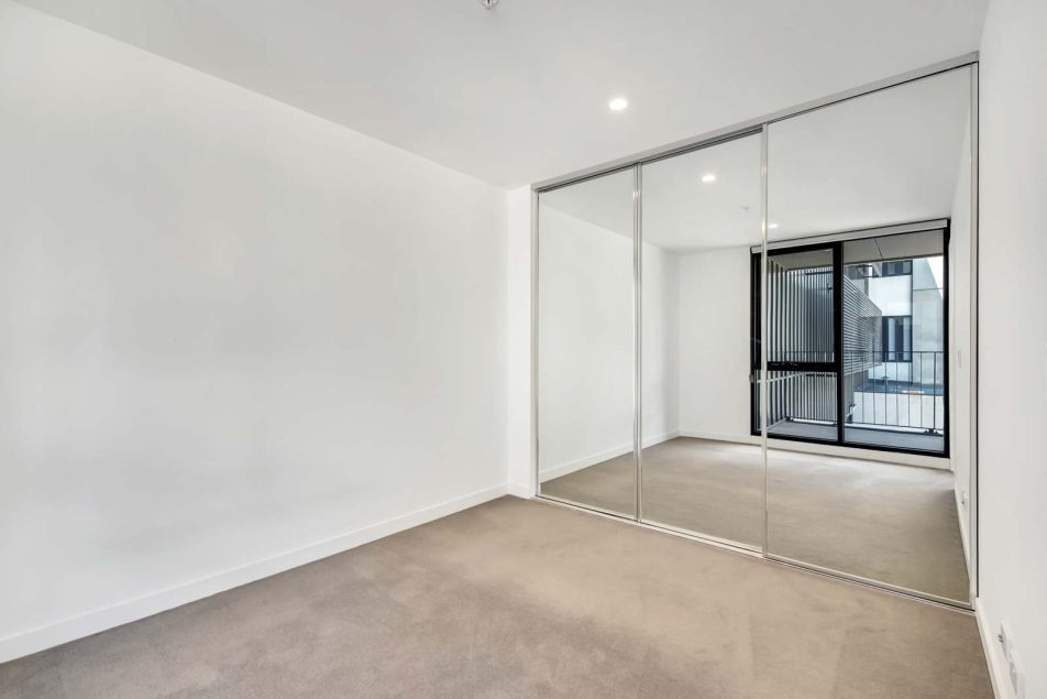 Mirrored Wardrobe Doors Gold Coast