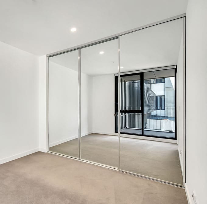 sliding mirror wardrobe doors gold coast