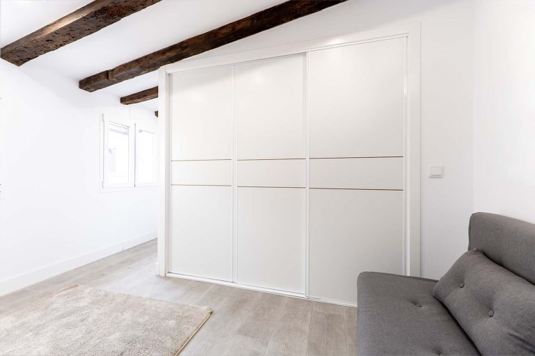 sliding wardrobe doors Gold Coast