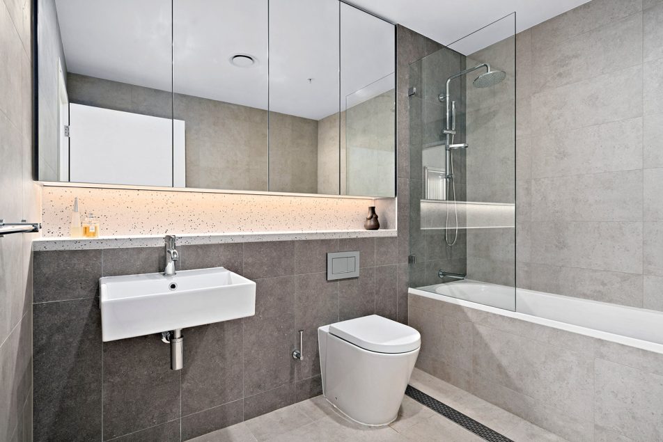 Shower Screens for Baths