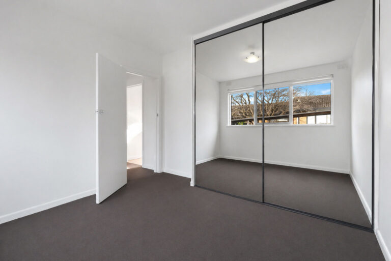 Frameless Sliding Wardrobe Doors